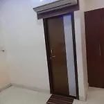 Hotel R M Plaza